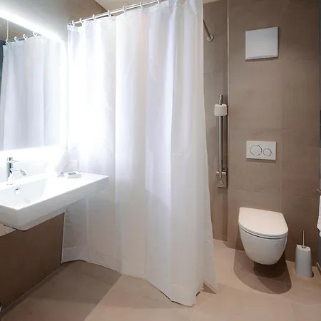 Hotel Cubilaris 5*